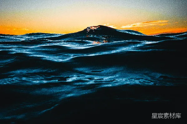 高清摄影 夕阳下的水域