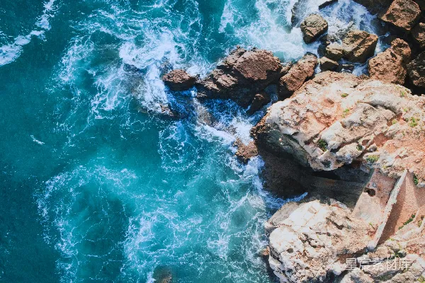 高清摄影 山间波浪