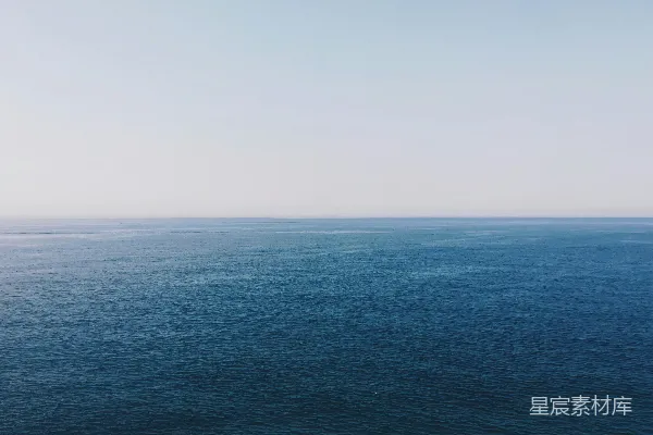 高清摄影 天蓝下的水域
