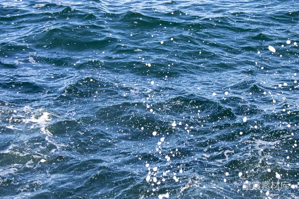 高清摄影 白天的蓝色水面