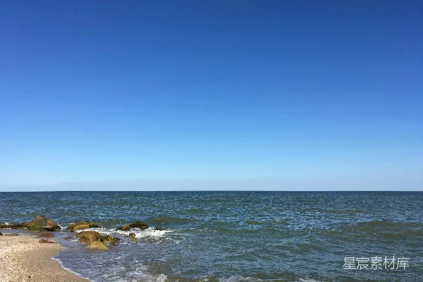 高清摄影 白天的海边景色
