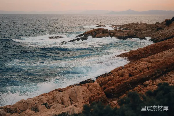 高清摄影 岩石岸边眺望大海的景色