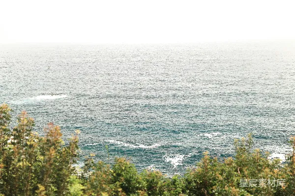 高清摄影 大海延伸到地平线。