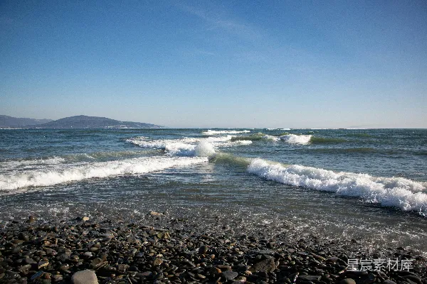 高清摄影 岩石海滩上俯瞰的大海