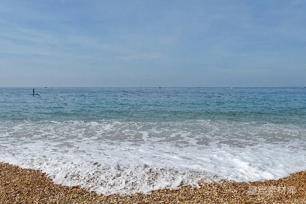 高清摄影 海边沙滩上俯瞰的海景