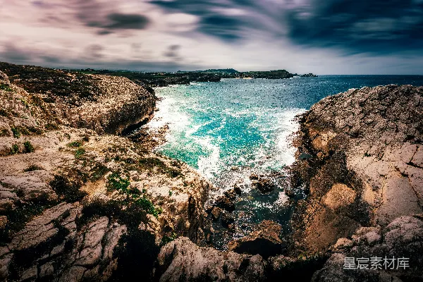 高清摄影 悬崖上俯瞰的大海景色