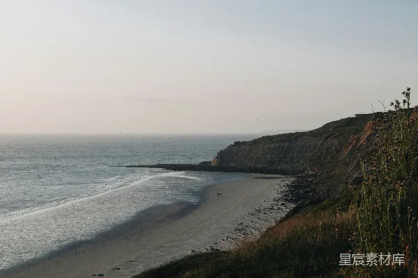 高清摄影 悬崖上的海滩景色