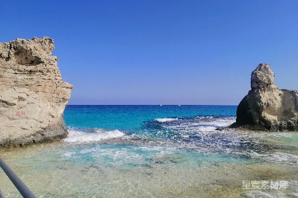 高清摄影 悬崖上俯瞰的大海景色