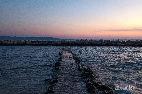 高清摄影 夕阳下的码头看海