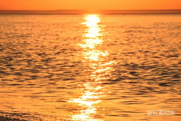 高清摄影 夕阳下的水域