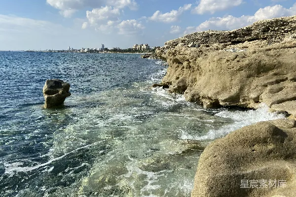 高清摄影 岸边的一片水域