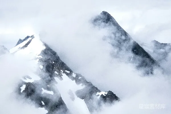 高清摄影 山间雾气墙纸