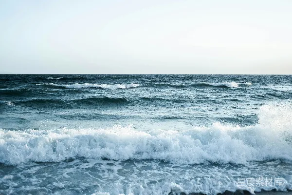 高清摄影 海滩上的波浪