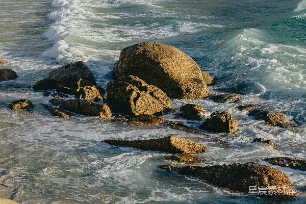 高清摄影 岩石海岸上的海景