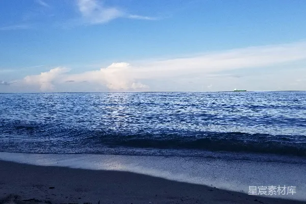 高清摄影 海滩上俯视的一片水域