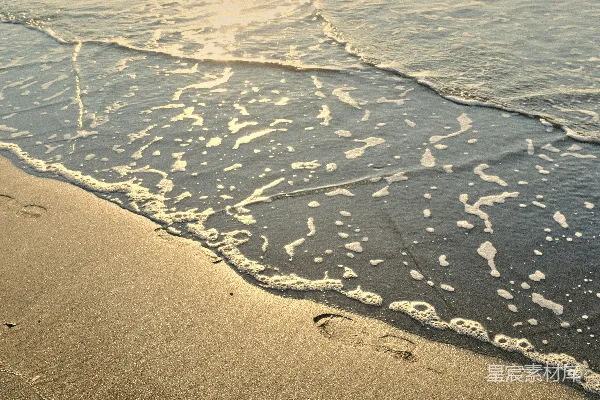 高清摄影 有波浪的海滩