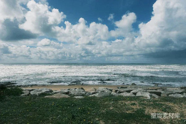 高清摄影 岩石海岸上眺望的大海景色