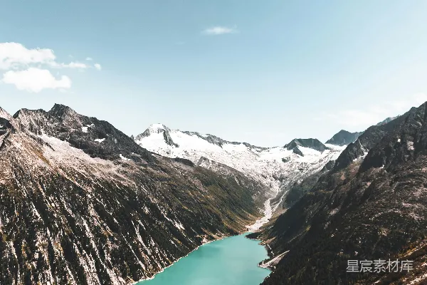 高清摄影 山间的水体