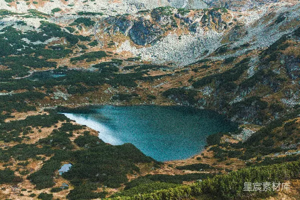 高清摄影 白天的湖面 aerial 照片