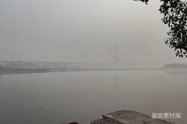 高清摄影 码头上的船只