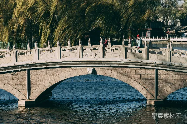 高清摄影 水上一座石桥