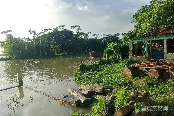 高清摄影 湖边一栋临水小屋