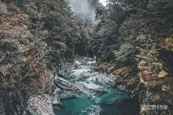 高清摄影 高角度拍摄的河景