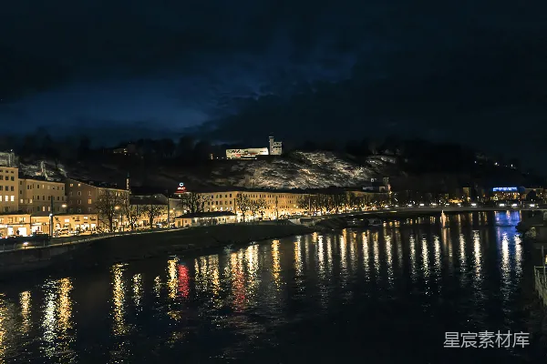 高清摄影 夜间建筑附近的水域