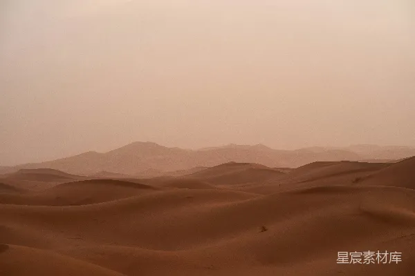 高清摄影 白昼下沙漠中的白天场景