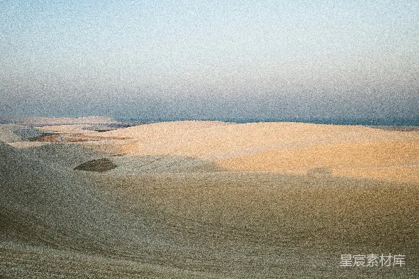 高清摄影 晴朗天空下广阔的沙漠沙丘