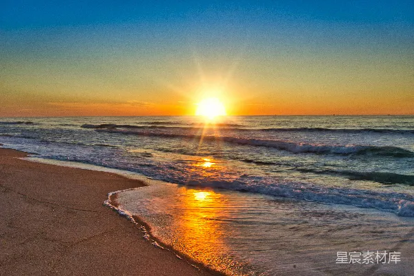高清摄影 夕阳下的海岸摄影