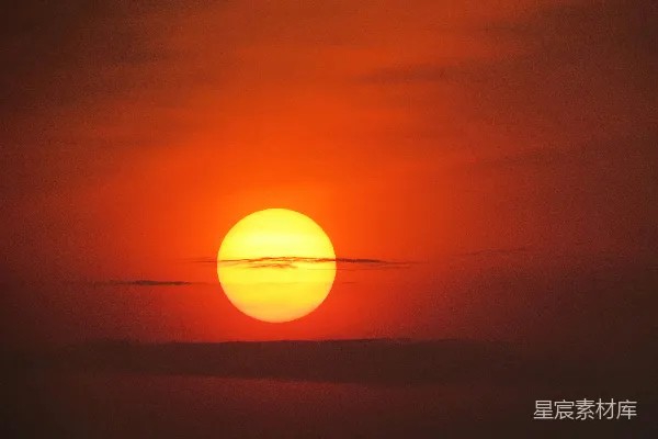 高清摄影 夕阳西下，映红天际。