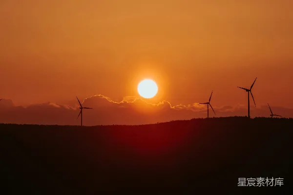 高清摄影 夕阳下的风车轮廓
