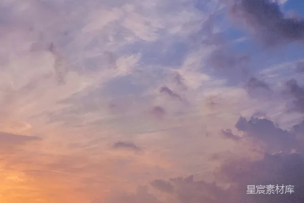 高清摄影 阴天有几朵云