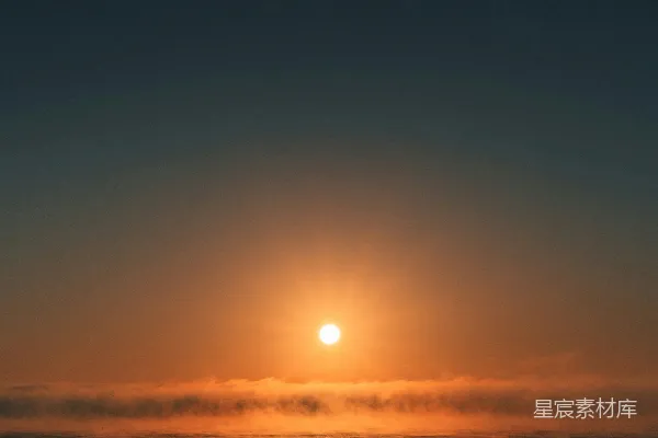 高清摄影 夕阳下的水面