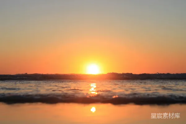 高清摄影 夕阳下的水域