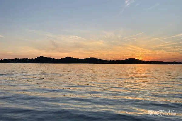 高清摄影 夕阳下的水面