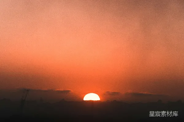 高清摄影 天边的田野正落下夕阳