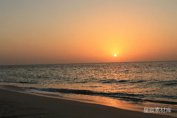 高清摄影 夕阳下的水面