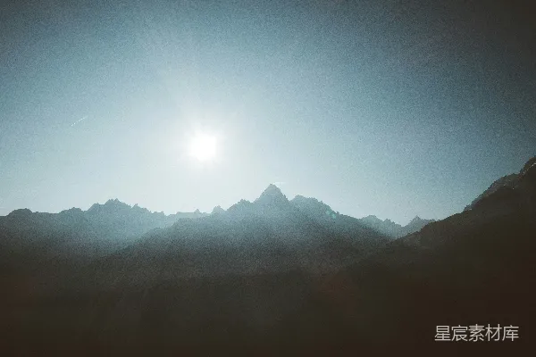 高清摄影 山间日光