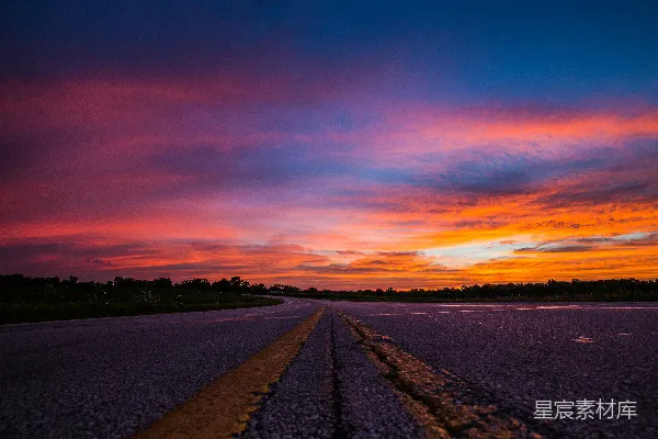 高清摄影 夕阳下的道路
