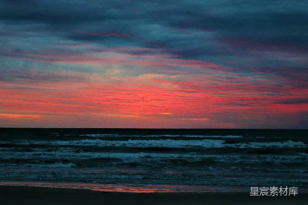高清摄影 夕阳下的海浪