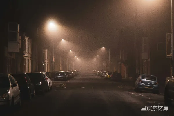 高清摄影 夜间路边停放的汽车
