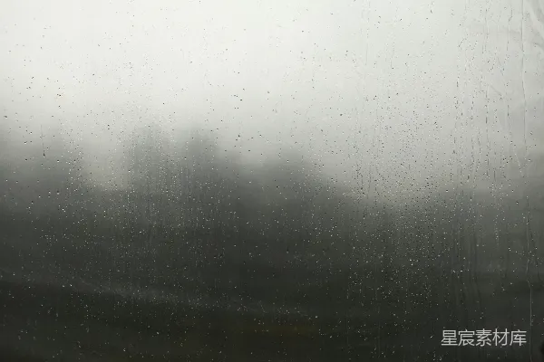 高清摄影 玻璃上的雨滴窗户