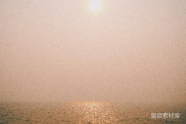 高清摄影 阳光下的水域