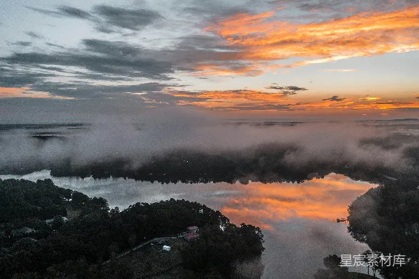 高清摄影 夕阳下城市的空中俯视图