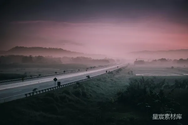 高清摄影 夕阳下的路 aerial 视角