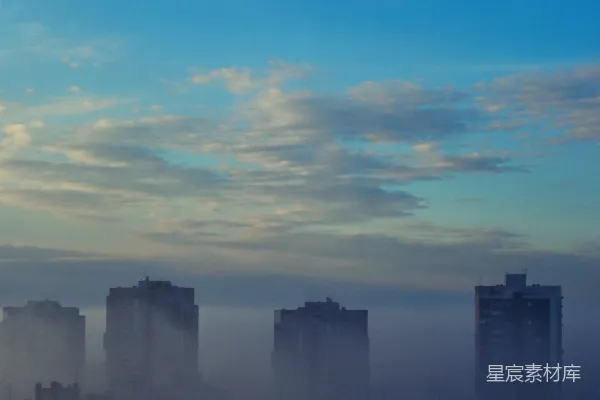 高清摄影 雾中城市的景象