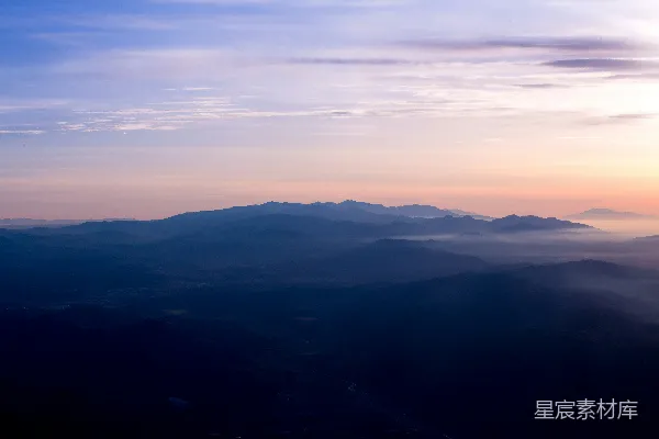 高清摄影 蓝山的 aerial 视角