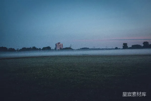 高清摄影 白天岛上棕色建筑的景象